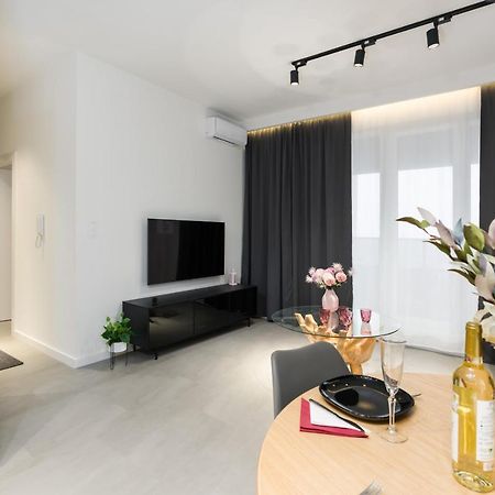 Widokowy Apartament Wojciechowskiego Parking I Loggia By Renters Prestige Poznań Esterno foto