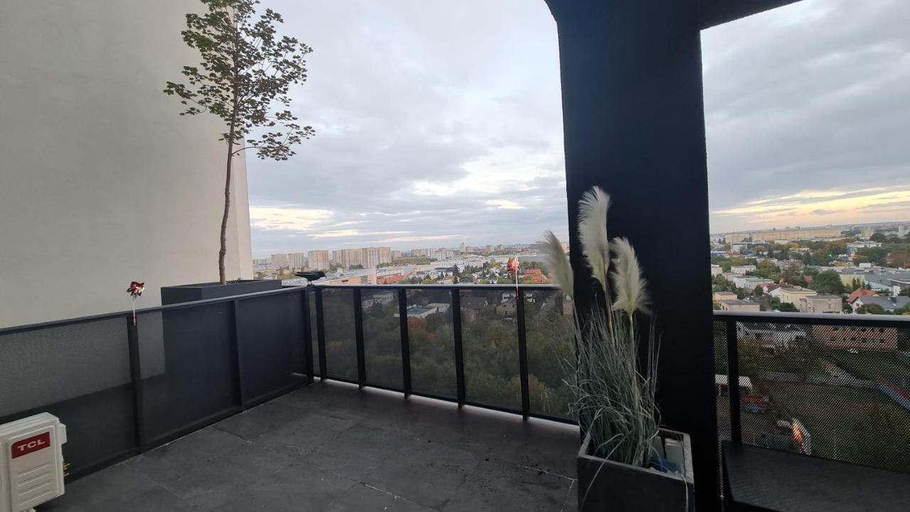 Widokowy Apartament Wojciechowskiego Parking I Loggia By Renters Prestige Poznań Esterno foto