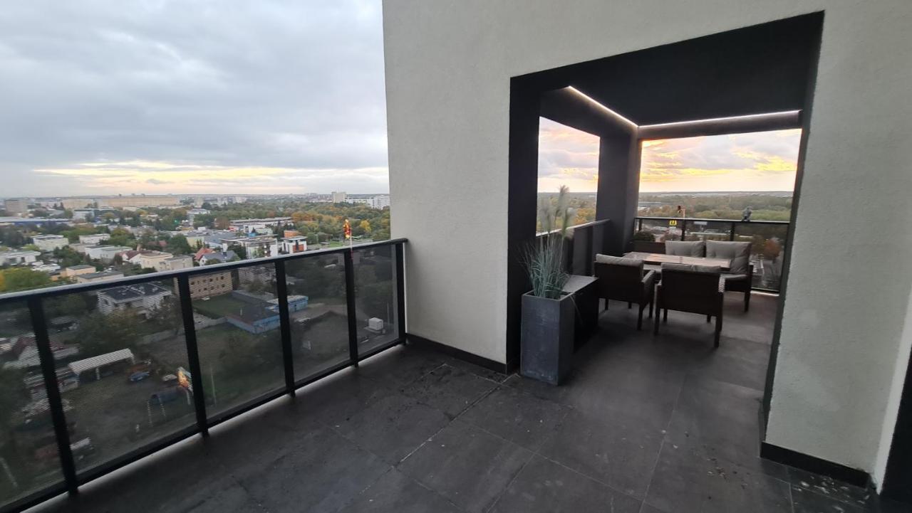 Widokowy Apartament Wojciechowskiego Parking I Loggia By Renters Prestige Poznań Esterno foto